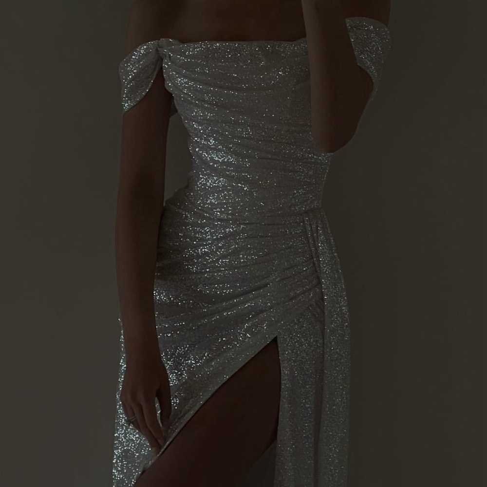 @Labayviktoria_atelier .Custom made sparkle dress by Labay Victoria